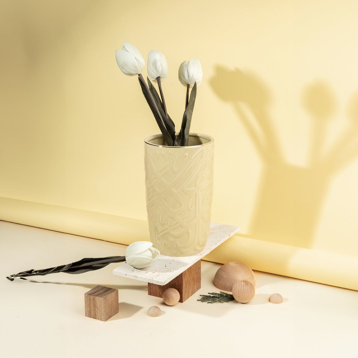 Diwan - Medium Decorative Vase  - Ivory & Gold