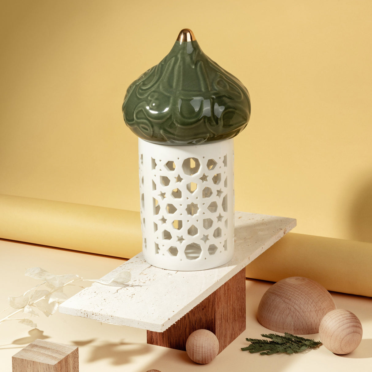 Diwan- Table Decoration "  Large Candle Holder with light" - Green & Gold