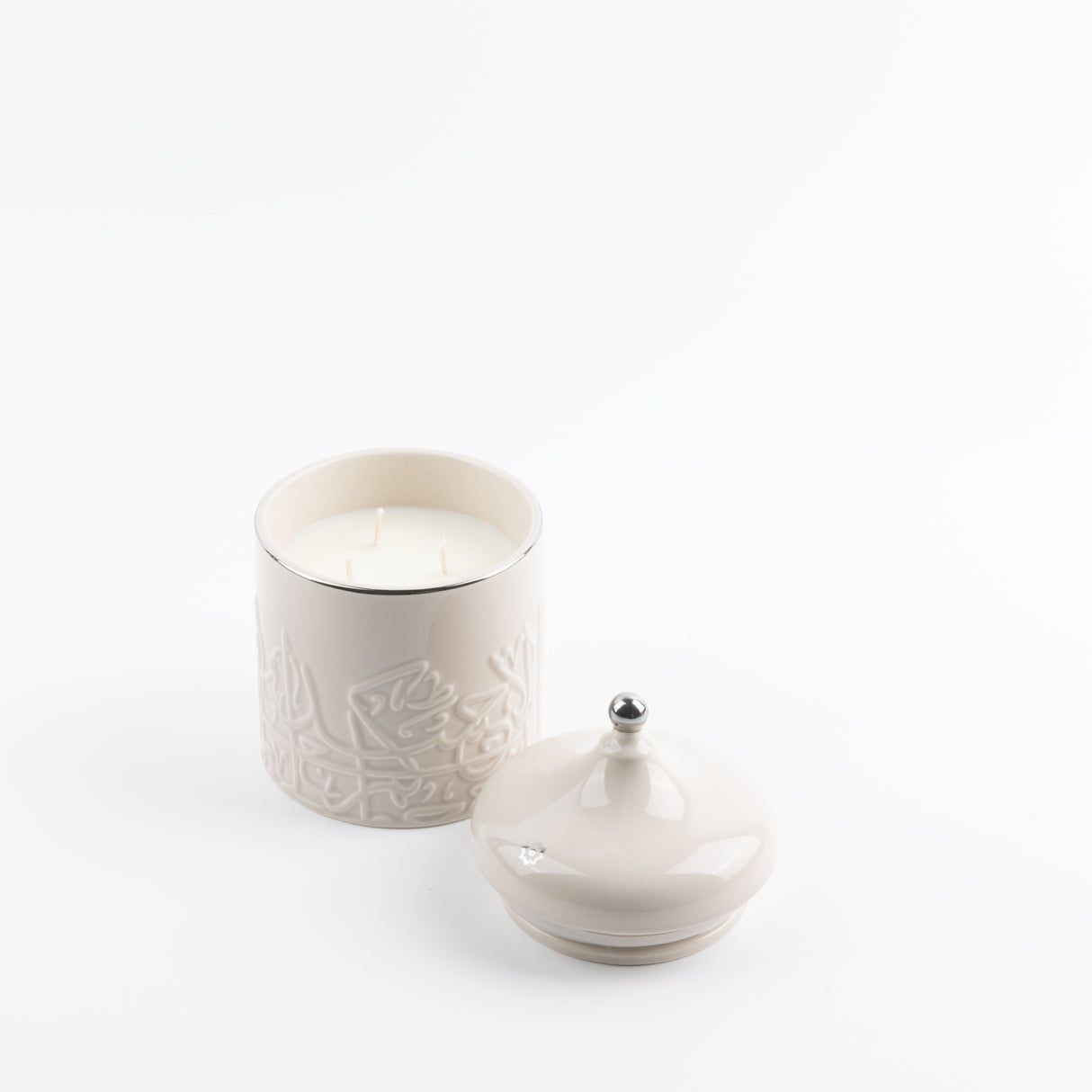 Jiwar -  Medium Candle| Earthy Patchouli - Beige & Silver