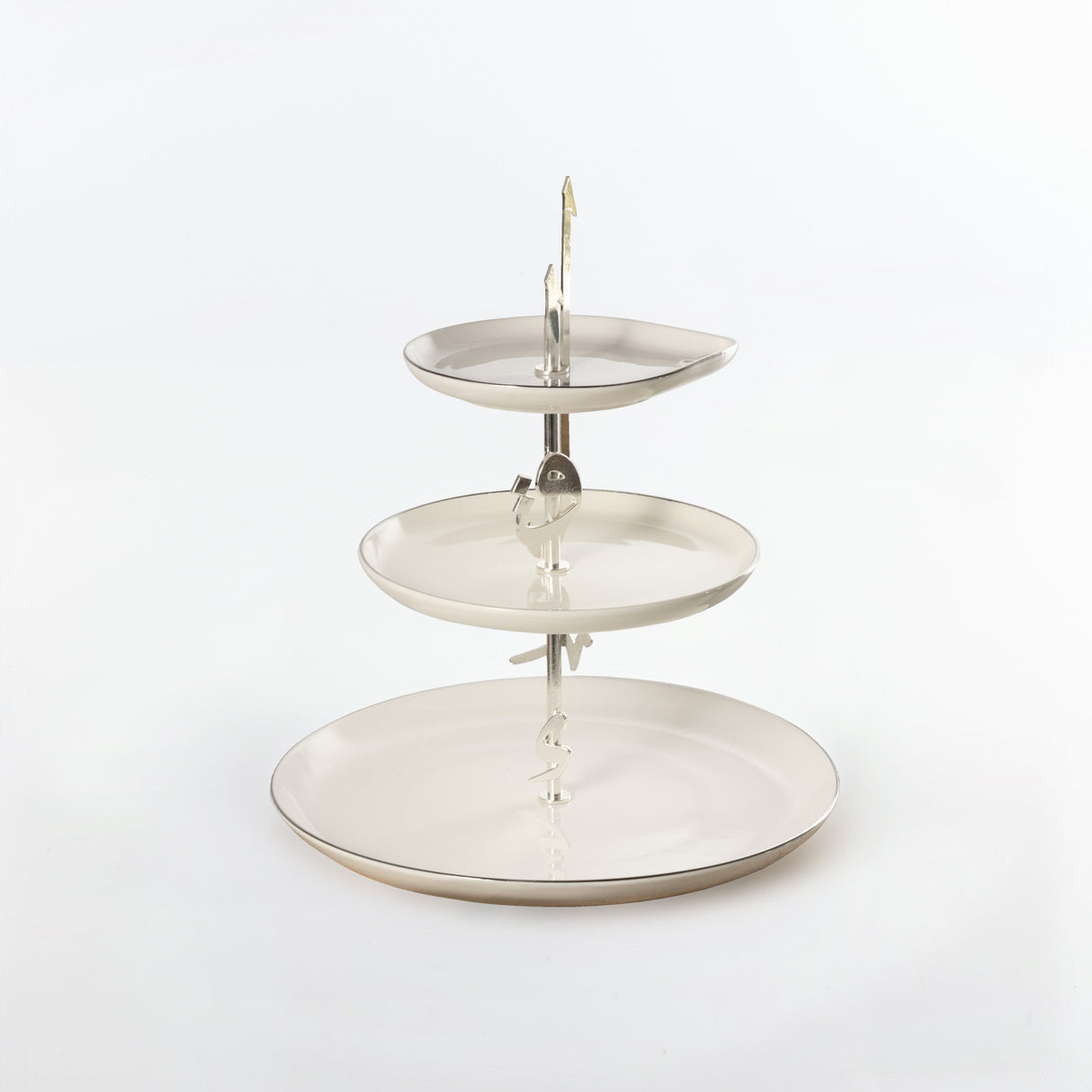 Liqa'a - 3 Tier Plate - Pearl White & Silver