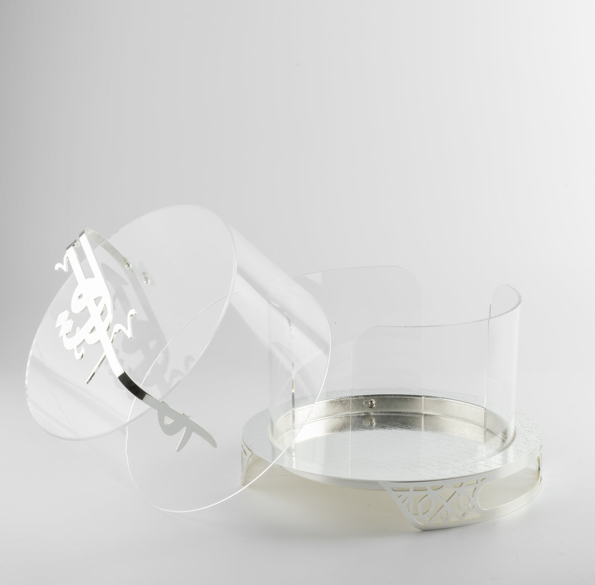 Liqa'a - Large Sleek Plate Stand - Silver
