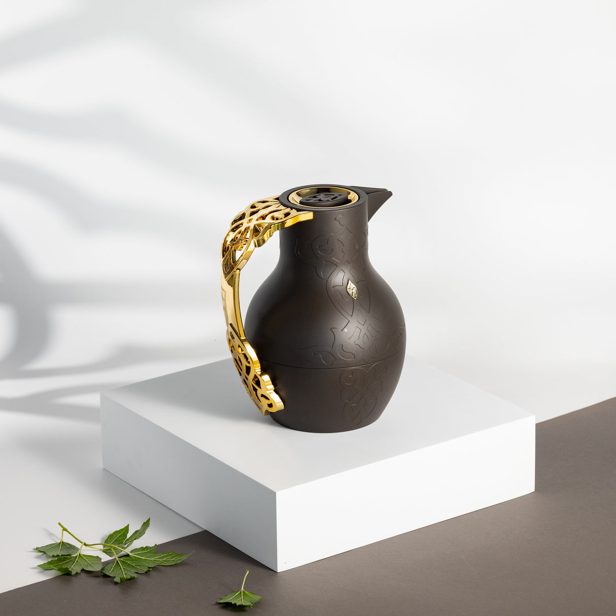 Naqsh - Vacuum Flask / Thermos - Black & Gold