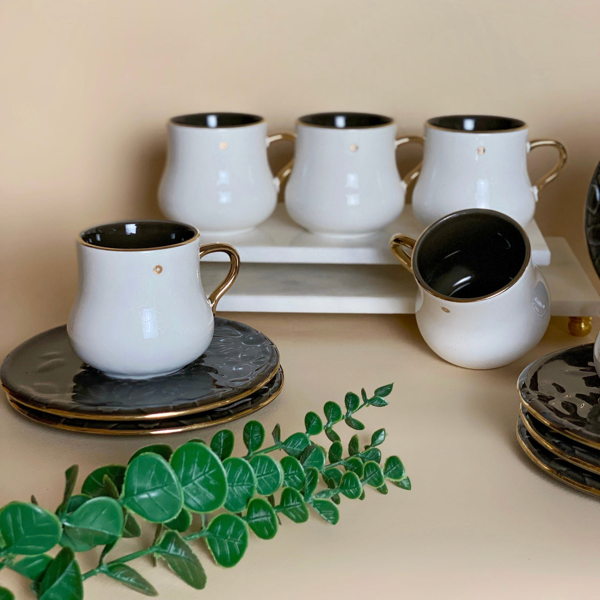 Dunes - Cappuccino Cups (12-Pc)- Black & Gold