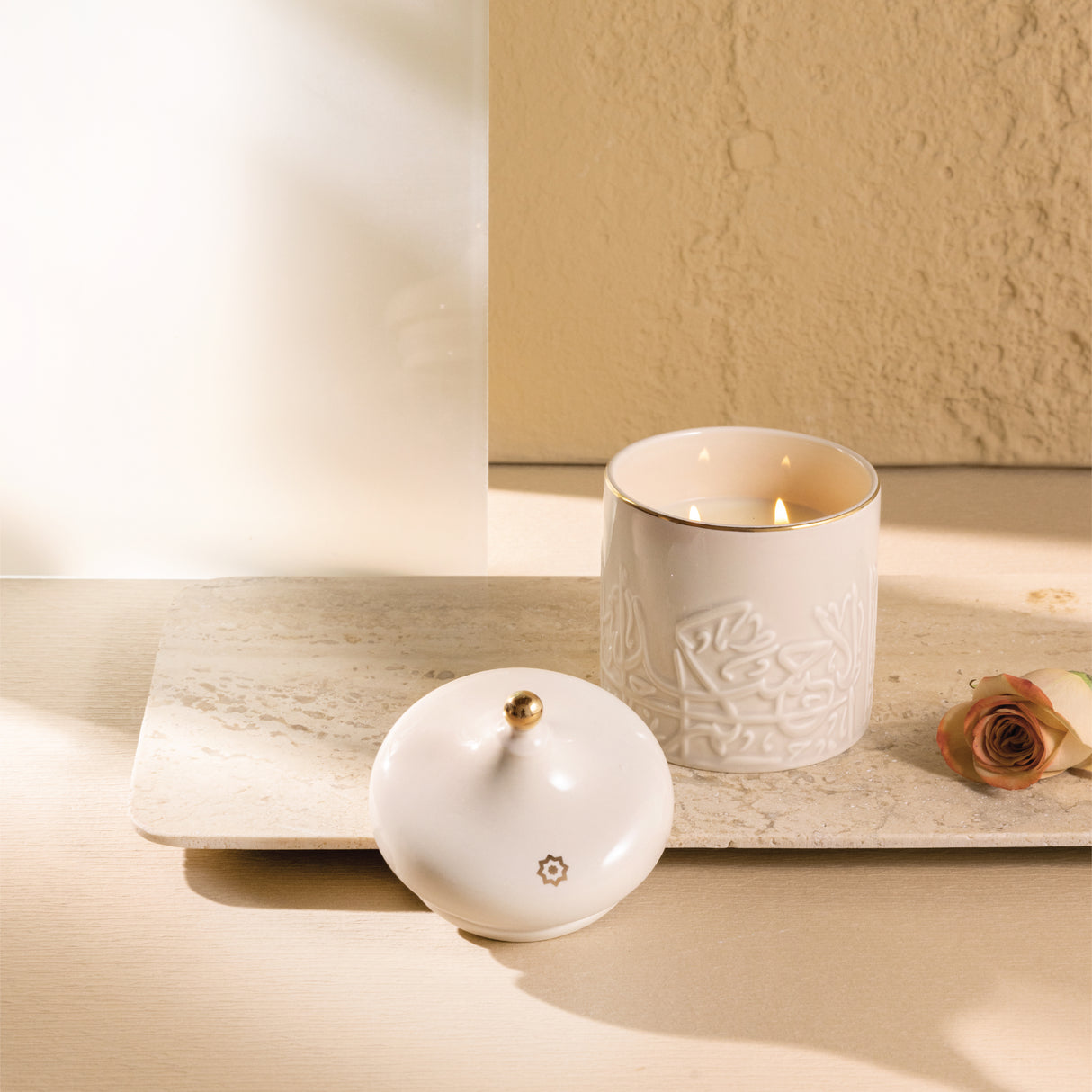 Jiwar - Medium Candle| Golden Amber - Beige & Gold