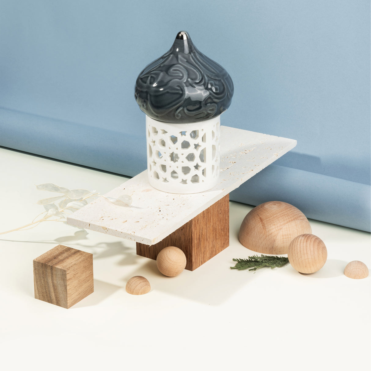 Diwan - Small Lantern Candle Holder - Dark Blue & Silver