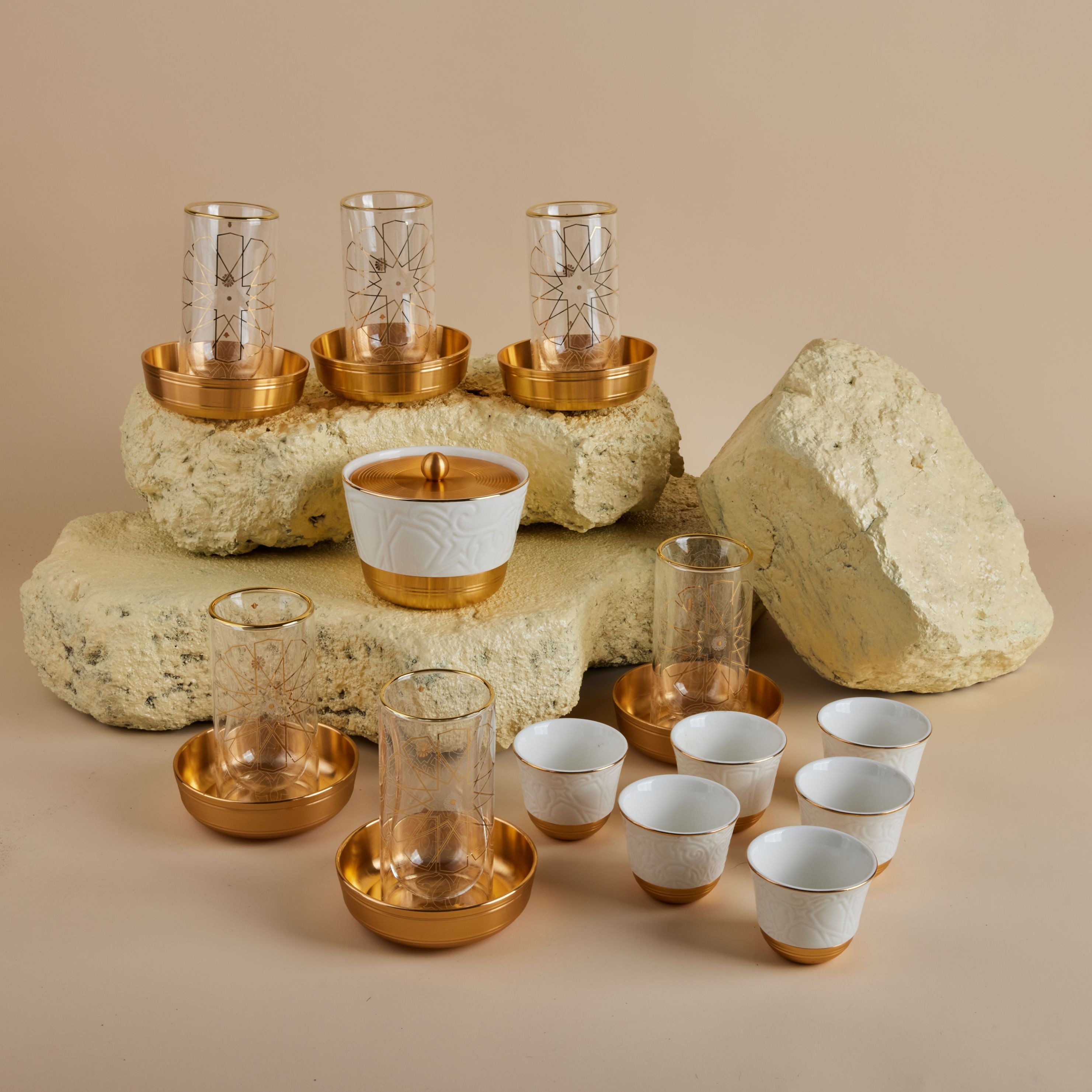 Majlis - Glass Tea Cups and Arabic Coffee Cups, 19 Pieces - White