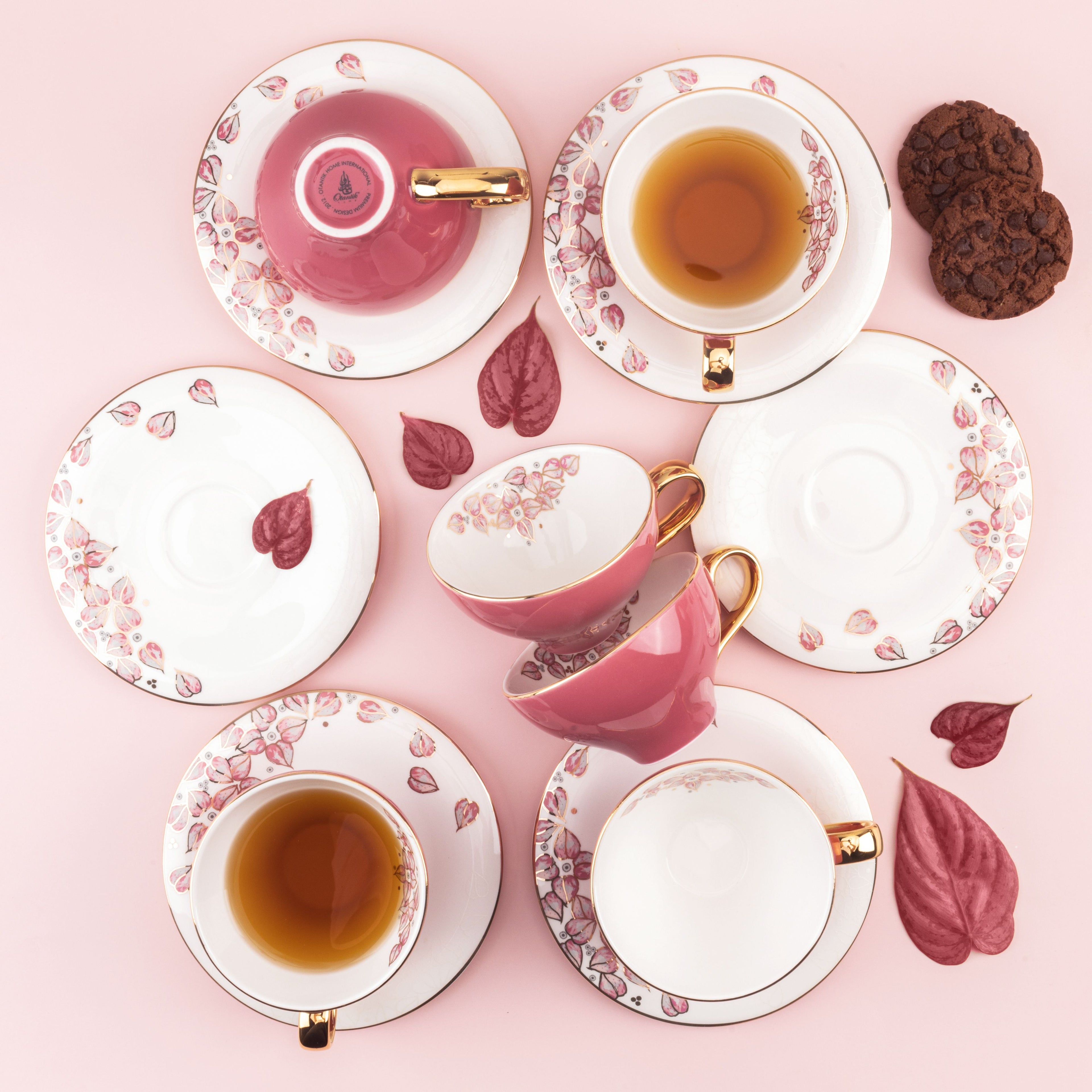 Lilac - English Tea Cup Set, 12 Pieces - Pink