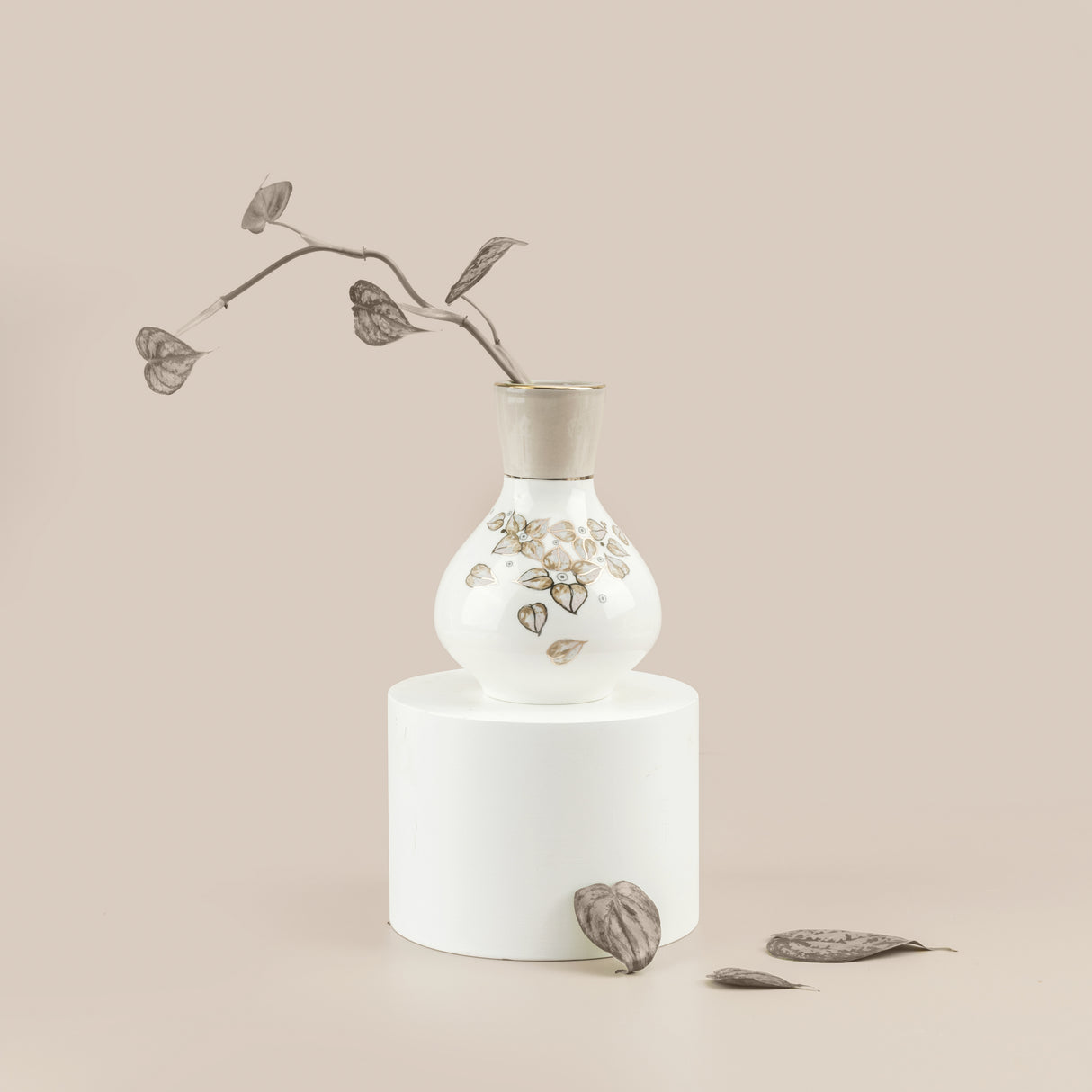 Lila elegante - Jarrón decorativo pequeño - Beige y dorado