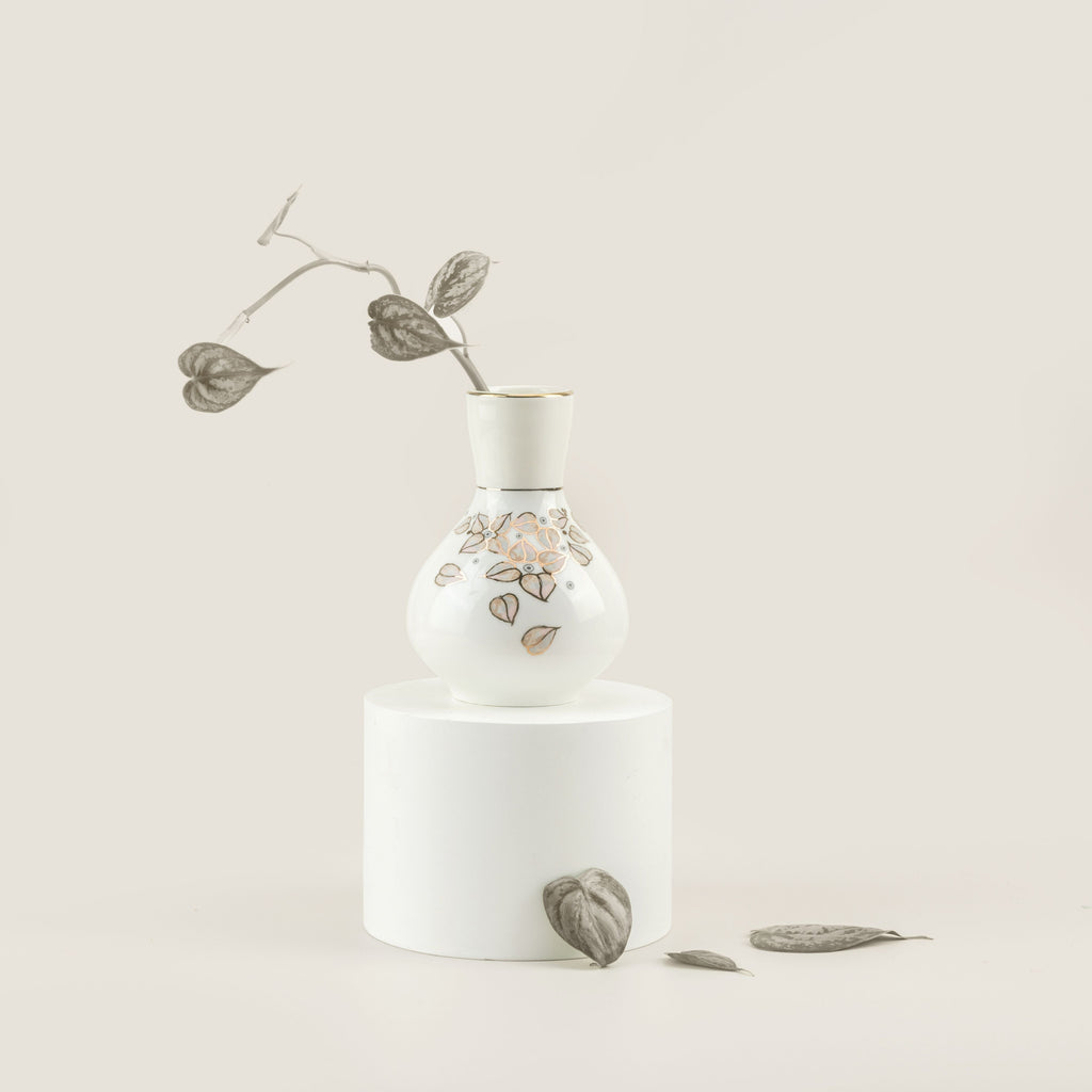 Lilac - Small Decorative Vase - White