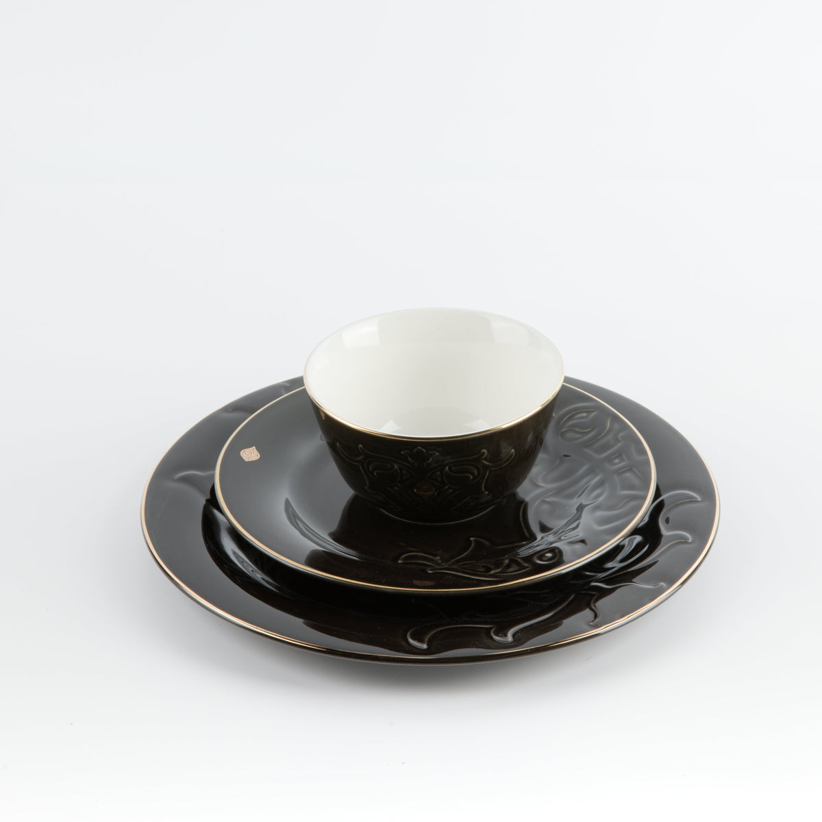 Naqsh -  Dinner Set (18-Pc) - Black & Gold